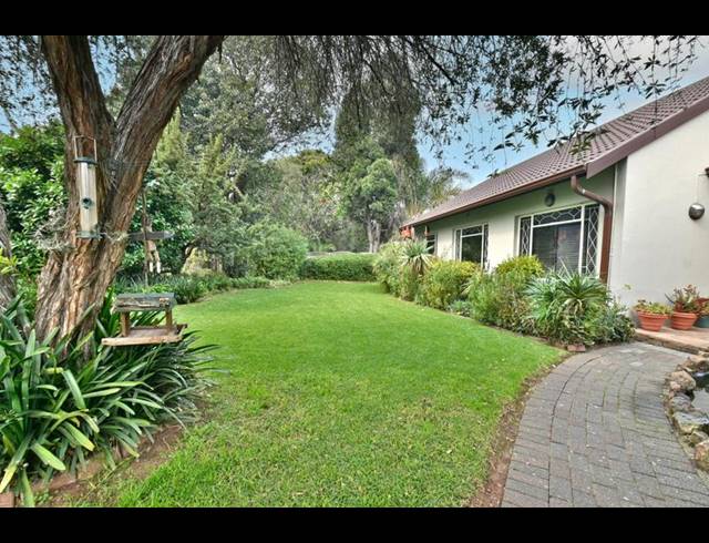 4 BEDROOM HOUSE FOR SALE IN BRACKENHURST